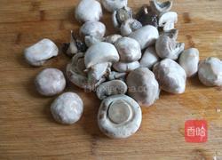 新文美食 猪肉白色香菇包子的做法图解4