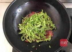 尖椒炒腊肉的做法图解6