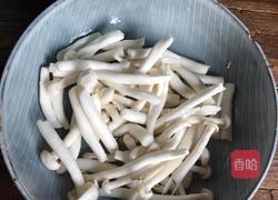 白玉菇辣炒肉丝的做法图解2