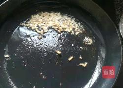 鲜菇培根意面的做法图解5