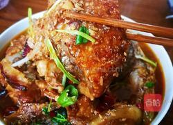 五花肉炖胖头鱼头的做法图解10