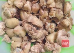 土豆炖鸡腿的做法图解1