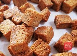 伯爵红茶焦糖面包丁的做法图解3