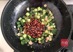 清炒虾仁的做法图解9