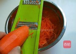 北京特色小吃 胡萝卜土豆煎饼的做法图解2