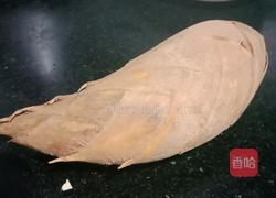 腊肉炒笋的做法图解1