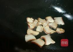 腊肉炒笋的做法图解2