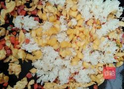 菠萝炒饭的做法图解8