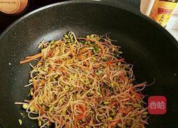 素炒豆芽的做法图解8