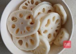 凉拌莲藕的做法图解1