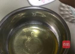 草莓小四蛋糕卷的做法图解3