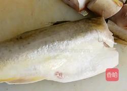 红焖鳕鱼的做法图解1