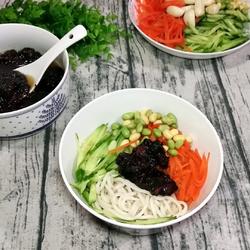 炸酱面的做法[图]