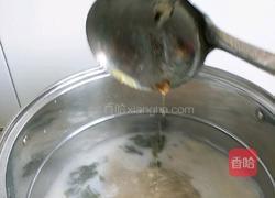 金针菇紫菜汤的做法图解11
