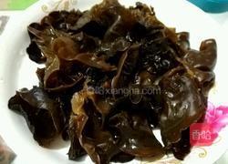 芹菜炒木耳的做法图解3