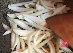 腊八蒜烧猪蹄的做法图解3