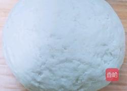 火腿肠酥油饼的做法图解2