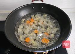 银耳拌黄瓜的做法图解4