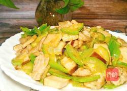 西葫芦熏豆腐干炒肉片的做法图解7