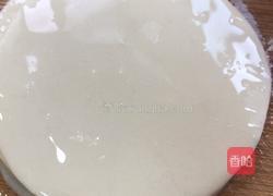 饺子皮鸡蛋卷的做法图解3