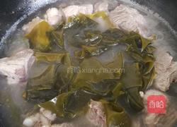 海带排骨汤的做法图解6