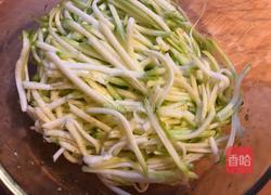 西葫芦鸡蛋饼的做法图解2