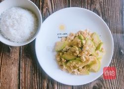 西葫芦炒鸡蛋的做法图解6