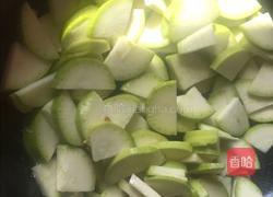 西葫芦炒鸡蛋的做法图解4