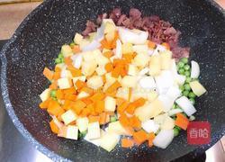 胡萝卜土豆焖饭的做法图解7