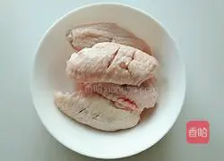 Illustration of how to make New Orleans grilled chicken wings 1