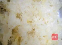 苹果银耳红枣枸杞汤的做法图解4
