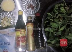 麻辣油拌菠菜的做法图解1