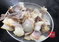 腊肉焖糯米粉的做法图解5