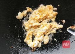 卷心菜胡萝卜炒面的做法图解2