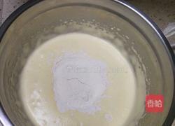 宝宝零食系~鸡蛋饼的做法图解2