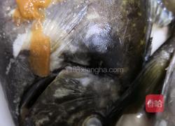 微波炉食谱 酸梅蒸娘哀鱼的做法图解3