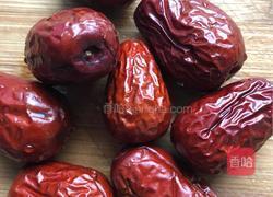 银耳红枣枸杞养颜汤的做法图解3