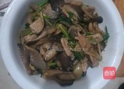 平菇炒肉的做法图解4