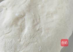 胡萝卜煎包的做法图解1