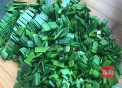 Illustration of how to make vegetable rolls 2