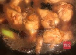 喵星人的美味炖鸡翅根的做法图解6