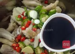 Illustration of Internet celebrity lemon chicken feet 15