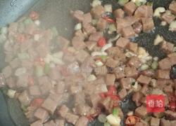 豌豆炒牛排的做法图解4