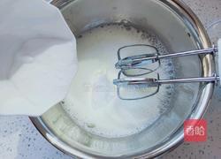 双色蛋糕卷的做法图解8