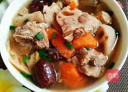电饭煲莲藕胡萝卜排骨汤的做法图解6