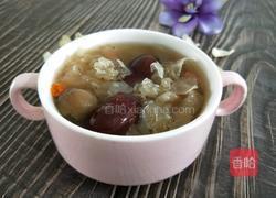 红枣银耳羹的做法图解1