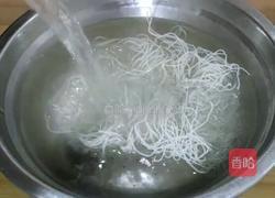 凉了不硬的韭菜盒子的做法图解2