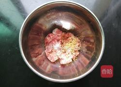 好吃又好看的蒸饺这样做(馅料到造型的详细过程)的做法图解2