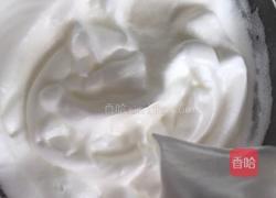 葡萄干奶油蛋糕卷的做法图解5