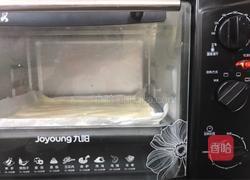 葡萄干奶油蛋糕卷的做法图解12